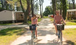 Camping france Bois de Bayadene cycling